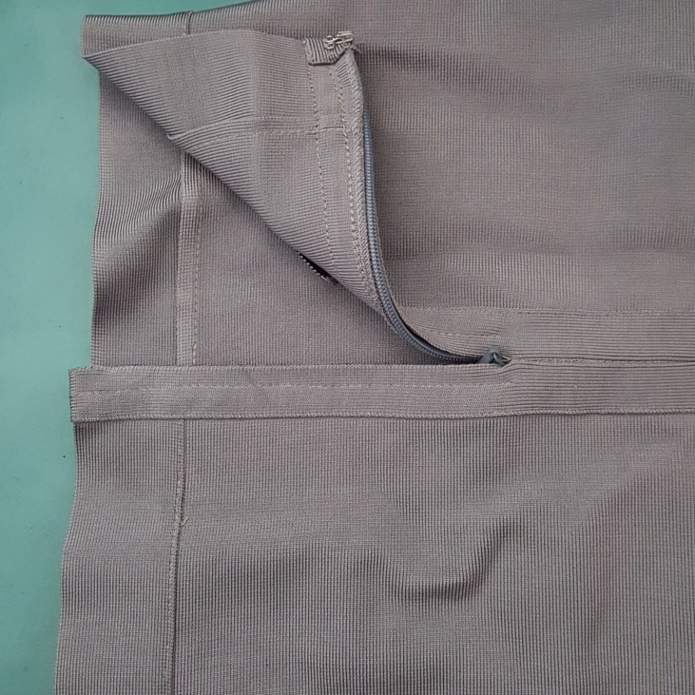 Skirt - Picture 3 of 5